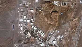 Irán rechaza renunciar al enriquecimiento de uranio y niega inspecciones en instalaciones bombardeadas