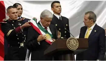 Andrés Manuel López Obrador promete respetar y hacer cumplir Constitución y las leyes de México 