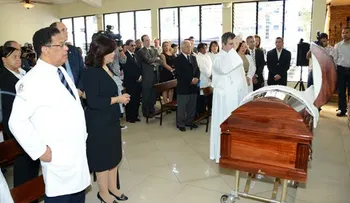 Margarita Cedeño visita niños beneficiados por programa de cirugías