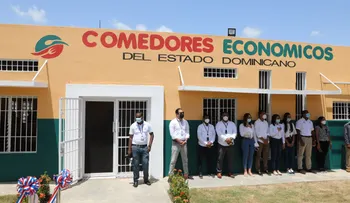 Presidente Luis Abinader inaugura comedor económico en Villa Liberación