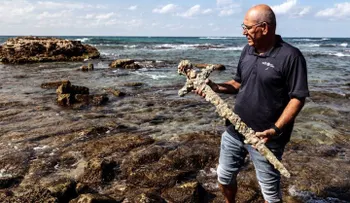 Hallan por casualidad una espada de 900 años que perteneció a un caballero de las cruzadas a Tierra Santa