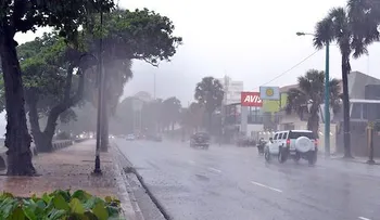 Alertan sobre formación de tormenta tropical en las próximas 48 horas, con 70% de posibilidades