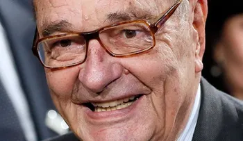 Hospitalizan al expresidente francés Jacques Chirac por una infección pulmonar