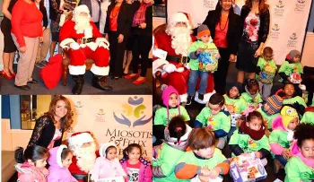 Fundación criolla en Alto Manhattan reparte juguetes a cientos de niños