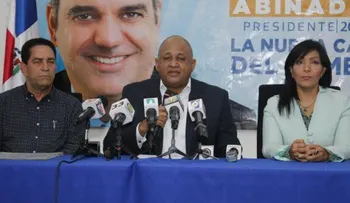 Fulcar asegura denuncia de campaña sucia contra el PRM es reflejo de conducta de funcionarios