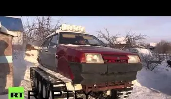 Un ruso construye su propio tanque a partir de un coche viejo