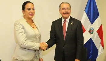 Danilo Medina se reúne con presidenta Asamblea Nacional del Ecuador