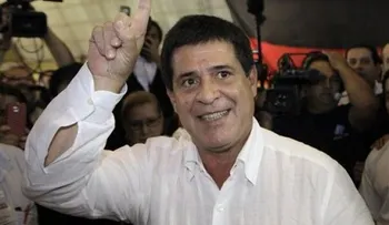 Presidente de Paraguay pide a colaboradores paren de robar