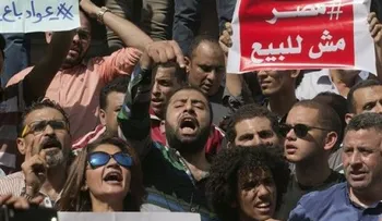 Egipto sentencia a 101 manifestantes a cinco años de prisión