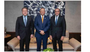 Presidente ejecutivo de Banreservas recibe a ejecutivos APAP