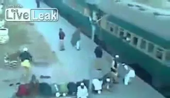 La fe mueve montañas? pero no frena trenes