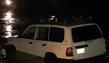 Un juez, un policía y otra persona mueren al intentar cruzar un río en auto en Haití