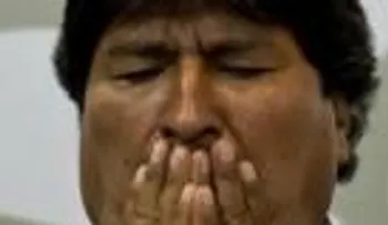 Himno a Evo Morales molesta a militares