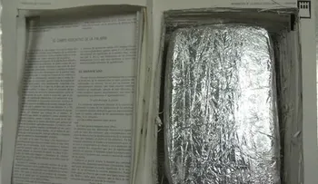 Incautan 5,86 kilos de cocaína en libros enviados de R.Dominicana a España