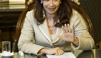 Presidenta Fernández sufre una fractura de tobillo 