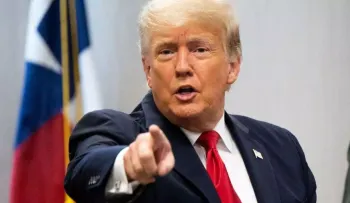 Trump dice que Biden está "incapacitado" para ser presidente EEUU