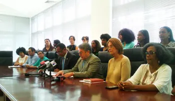 Coalición por los Derechos de la Mujer piden al Senado legalizar el aborto
