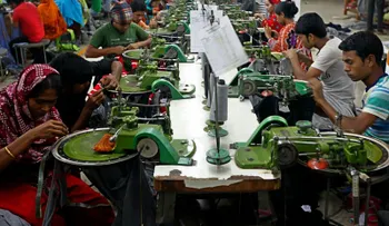 Industriales denuncian son víctimas compras de casos laborales