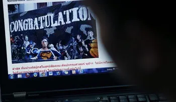 Universidad se disculpa por pintura de Hitler junto a Superman y Batman