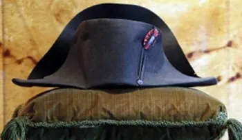 Subastan el sombrero de Napoleón