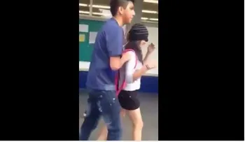 Después de tan hermoso detalle lo dejaron en la â?ªFriendzoneâ?¬ (VIDEO)