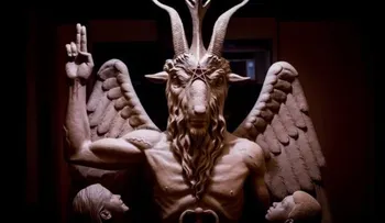 Los códigos ocultos de la controversial estatua satánica inaugurada en Detroit