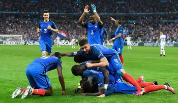 Francia entierra el sueño de Islandia en la Eurocopa 2016 y se enfrentará a Alemania en semifinales