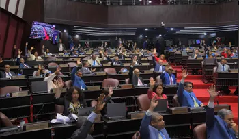Diputados aprueban prohibir comida ultraprocesada en escuelas