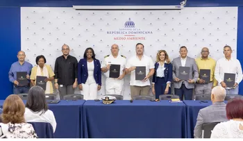 Abren temporada de avistamiento de ballenas 2026