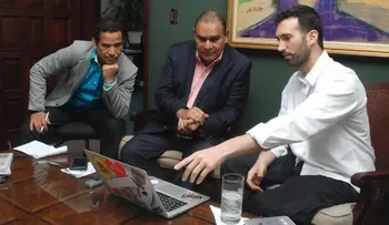 Karim dice la ciudad puede cambiar la basura por oro