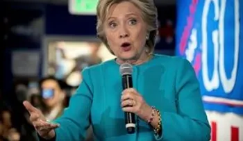 Clinton con 50 puntos porcentuales de ventaja sobre Trump entre hispanos
