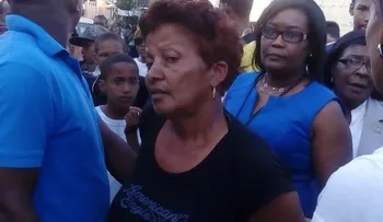 Apresan mujer golpeó a nieta en barrio 24 de Abril