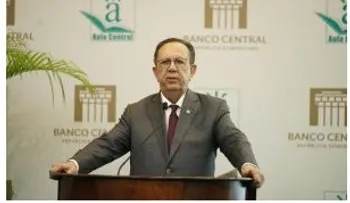 BCRD concluye XI Diplomado de economía y finanzas para personal de la institución