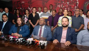 Colegio Médico convoca paro nacional de 24 horas para el martes 13 de octubre