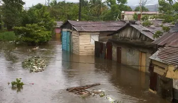 Unas 23,613 personas fuera de sus casas por lluvias; 58 acueductos y 14 puentes fuera de servicio