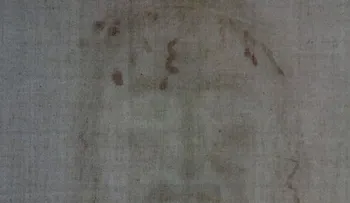 El papa irá a Turín a ver el Santo Sudario 