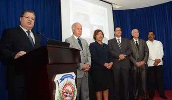Venderan en subasta bienes decomisados a Figueroa Agosto