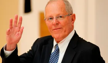 Pedro Pablo Kuczynski rechaza resolución del Congreso y dice que dejará sin efecto su renuncia 