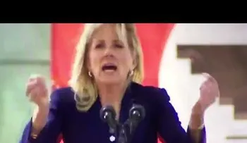 Esposa de Biden intenta hablar en español ante agricultores, y redes las acaban 