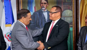 Codue se solidariza con Roberto Rosario por cancelación de visas