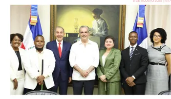 Abinader despide nuevos becarios Fulbright-Mescyt 2025-2027
