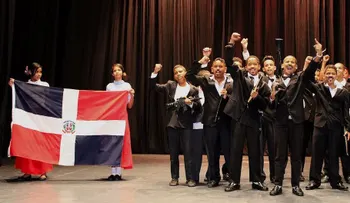 Con representaciones teatrales y danzas de estudiantes de escuelas del país exhiben sus habilidades 