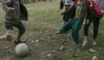 Balón bomba mata a una niña indígena en Colombia