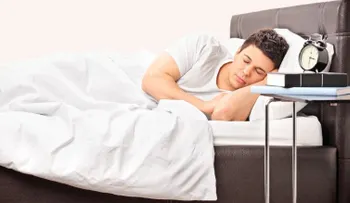 Dormir más los fines de semana alargaría la vida