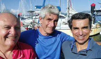 Navegante argentino cruza del Antártida a Santiago de Compostela en el velero Pequod