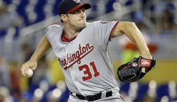 Scherzer permite tres hits y Nacionales vencen 1-0 a Marlins 