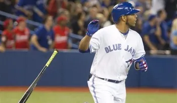 Edwin Encarnación empuja 6 y Azulejos arrollan a Rangers