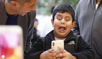 Desgarradoras imágenes de los primeros iPhone X rotos inundan la Red