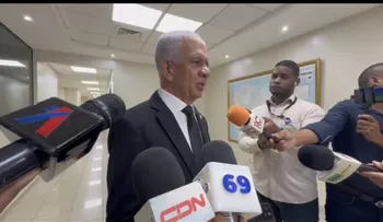 Presidente Senado cataloga como un hito en RD reunión de Abinader con expresidentes