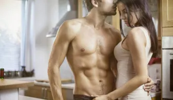 8 tips para hacer el amor durante ocho horas seguidas